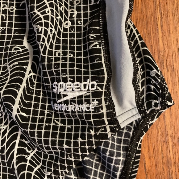 Great Speedo Endurance bathing suit - Picture 3 of 5